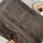 شال نخی وارداتی دور ریش با کیفیت بالا و ایستایی عالی قهوه ای