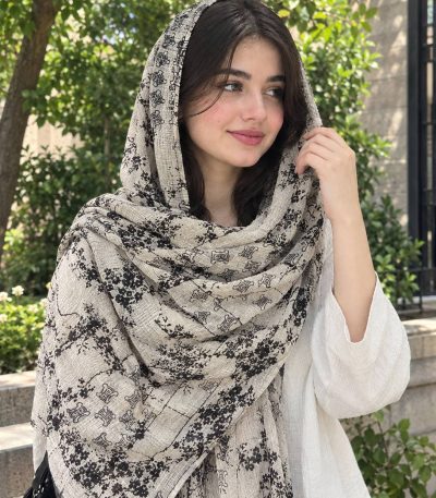 سر خور از طرح و بافت شال حریر پلیسه