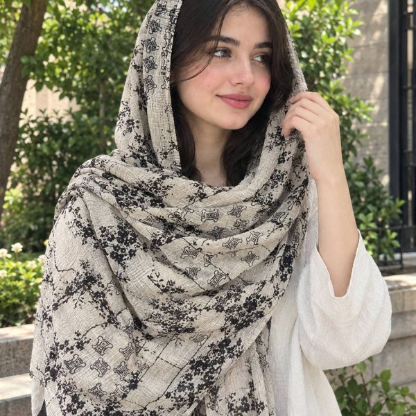 سر خور از طرح و بافت شال حریر پلیسه