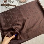 شال ژاکارد لمه وارداتی قهوه‌ای با طرح خاص و شاین زیبا