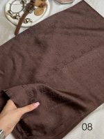 شال ژاکارد لمه وارداتی قهوه‌ای با طرح خاص و شاین زیبا
