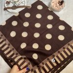روسری نخی دور حاشیه قهوه‌ای