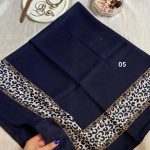 روسری نخی دور حاشیه سرمه ای